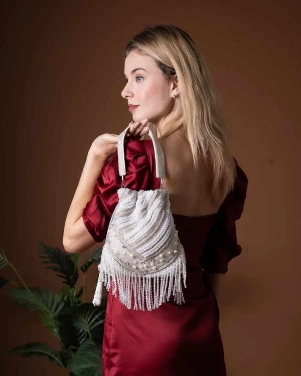 Aurelia_Fringe_Potli_–_Handcrafted_Pearl_Swirl_Purse